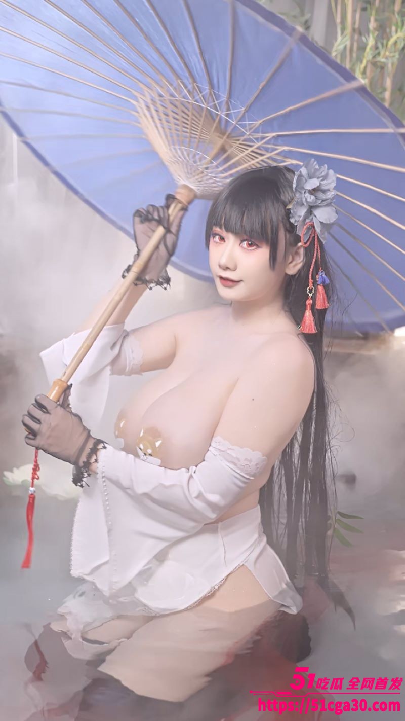 童言巨乳福利姬阿雪雪拍摄逸仙旗袍写真 5
