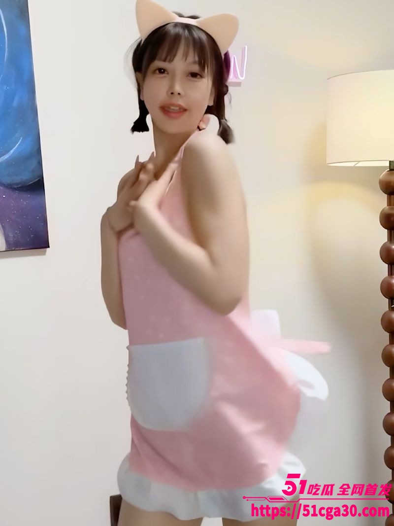 超纯美少女小阿葵一线天小骚逼动感裸舞 5