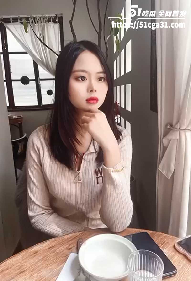 湖南长沙已婚少妇曾涛不雅视频流出 3 拷贝