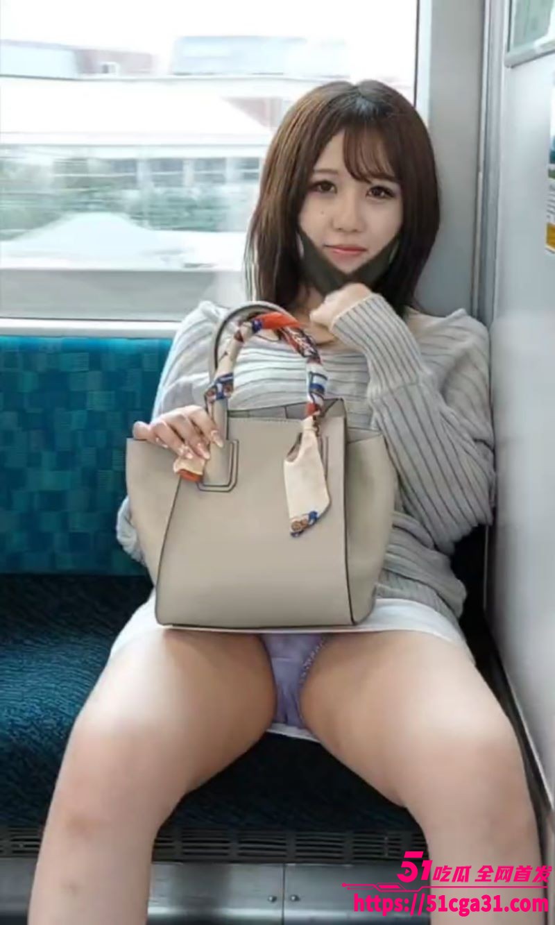 跟拍非常有韵味的人妻美少妇 5
