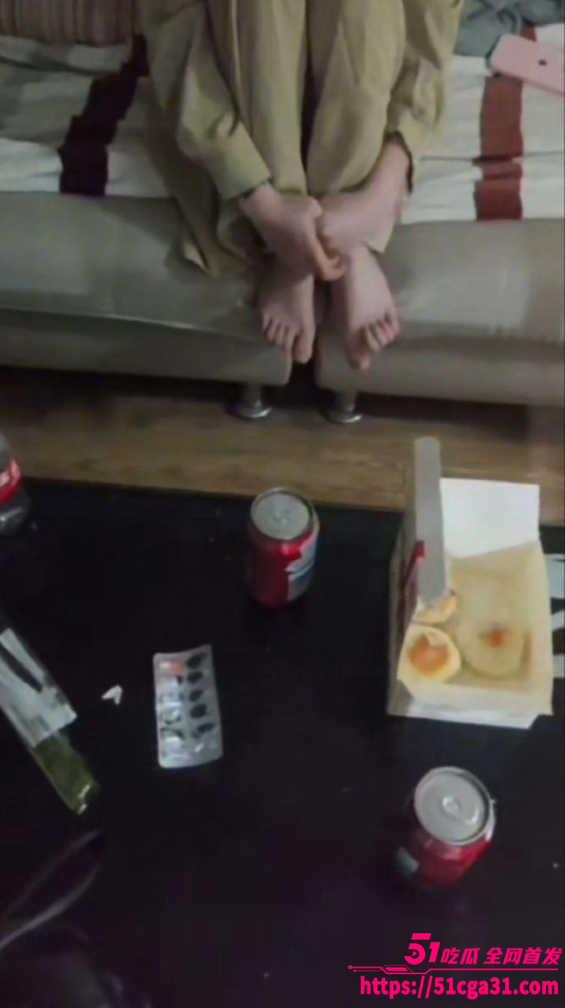 海角乱伦大神我和妹妹的故事新作 2
