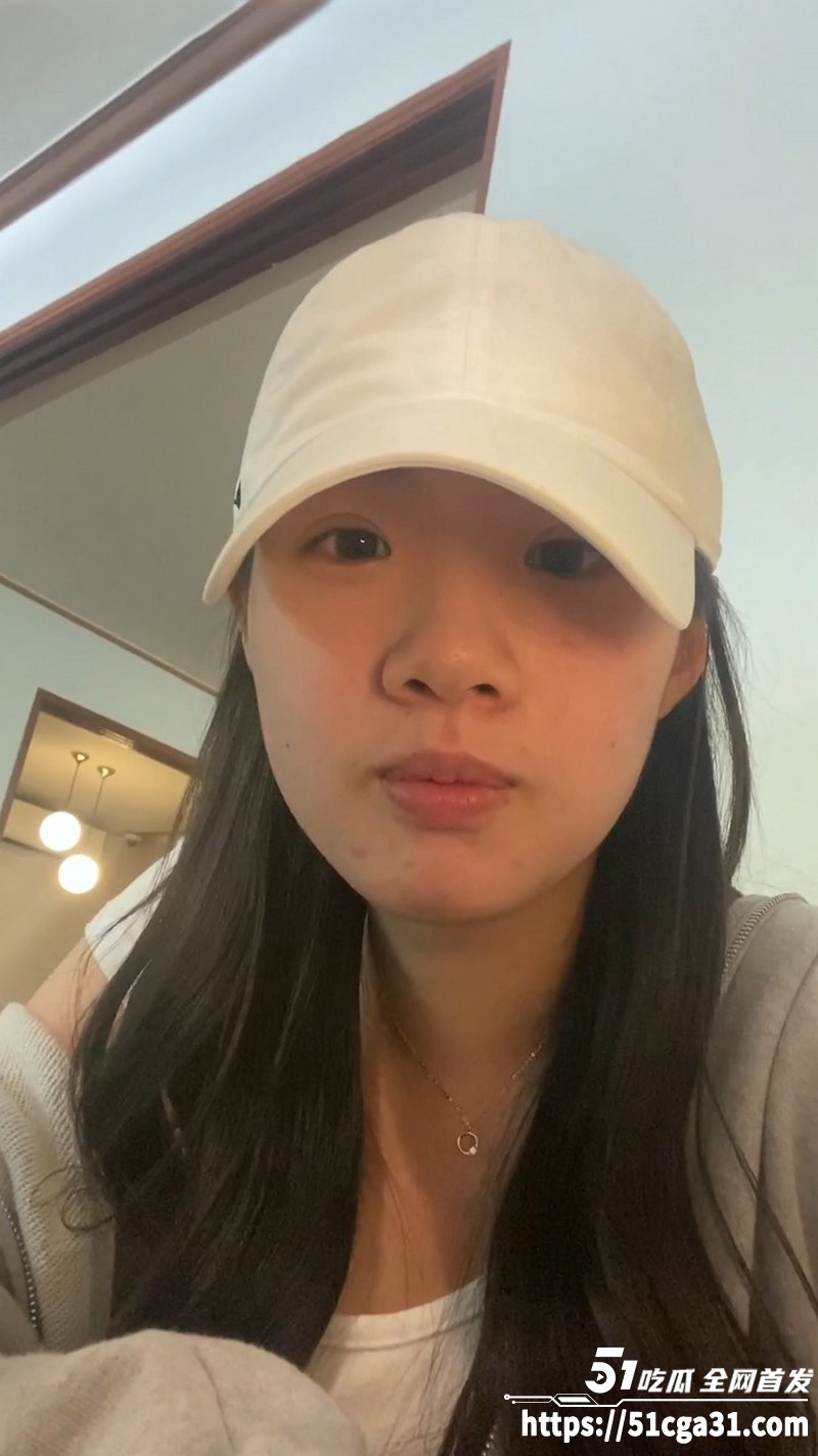 韩国情侣泄密超美小姐姐被男友各种捆绑手铐狗链SM调教 3