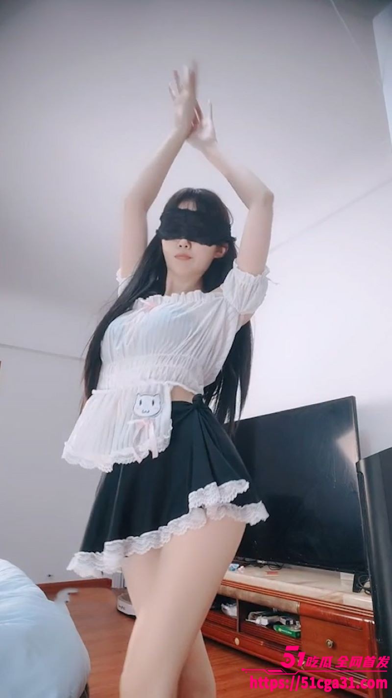 新舞蹈系校花女神奶酪不甜跳蛋裸舞自慰 2