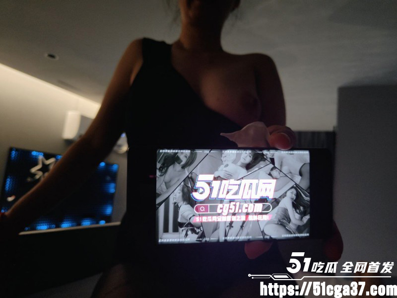 51原创我的宠物女友 骚姐电竞酒店饥渴求操 手撕黑丝激情交合 蜜舌狂舔肿胀龟头！
