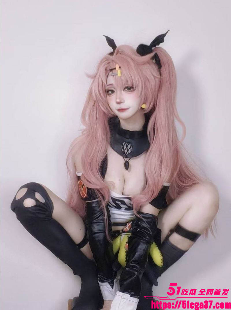 推特顶级反差美女虎皮折耳猫完美露脸拍摄 2