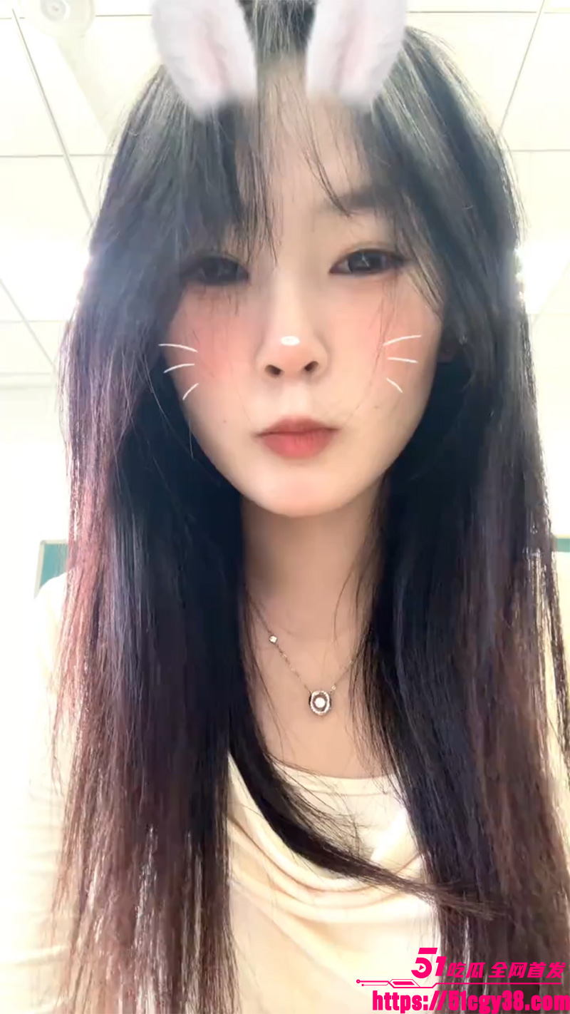 河北工程大学母狗 段欣然 不雅视频流出 完美露脸激情口爆 白嫩娇躯被狂暴后入 淫水狂流不止！