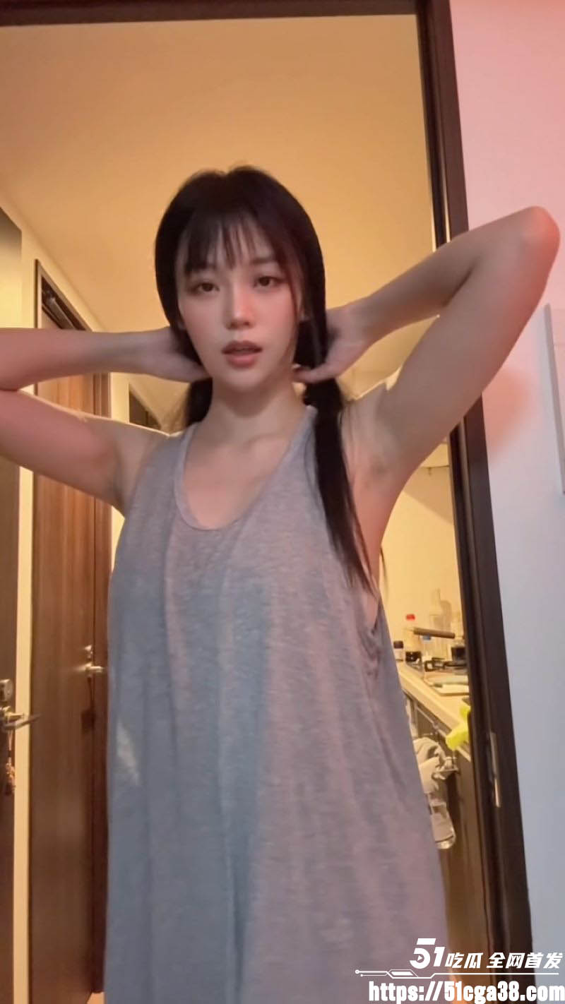 推特露脸福利姬 玉米 裸舞新作 C杯美乳上下晃动 掰穴露逼彻底释放野性！