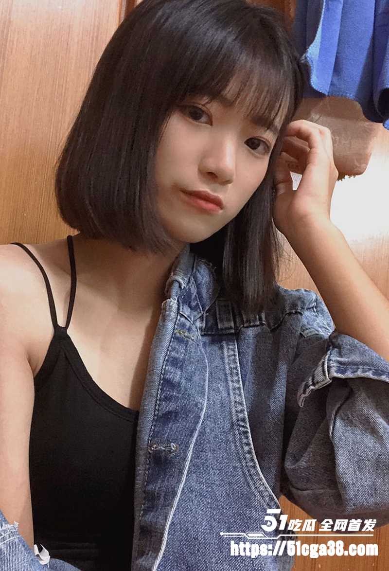 漂亮台湾网红小姐姐和金主爸爸之间的私密视讯被曝光3拷贝