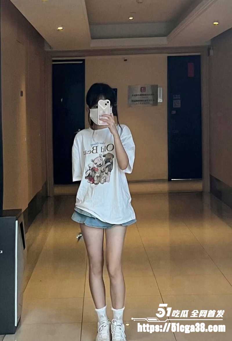 高中眼镜妹不雅视频曝光 4 拷贝