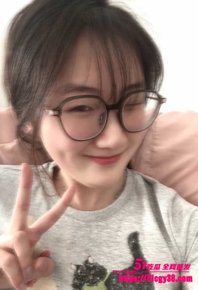高中眼镜妹不雅视频曝光 2 拷贝