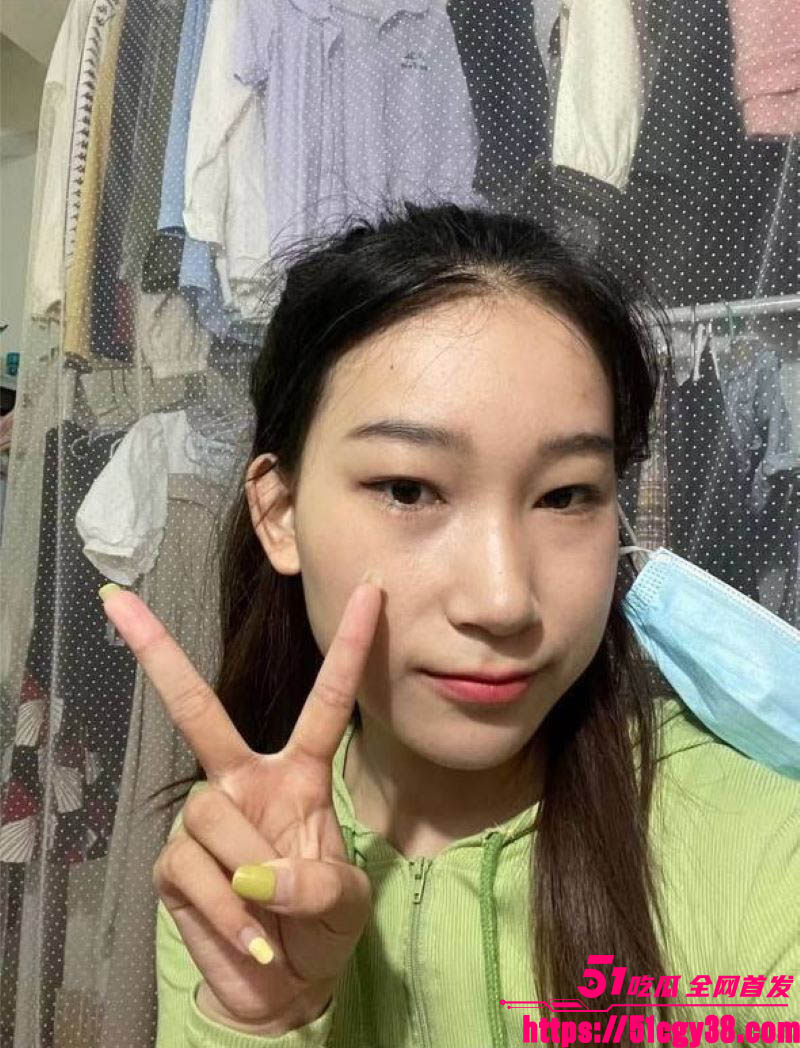 安徽刚毕业少女刘晓艳被男友拍摄性爱视频 4