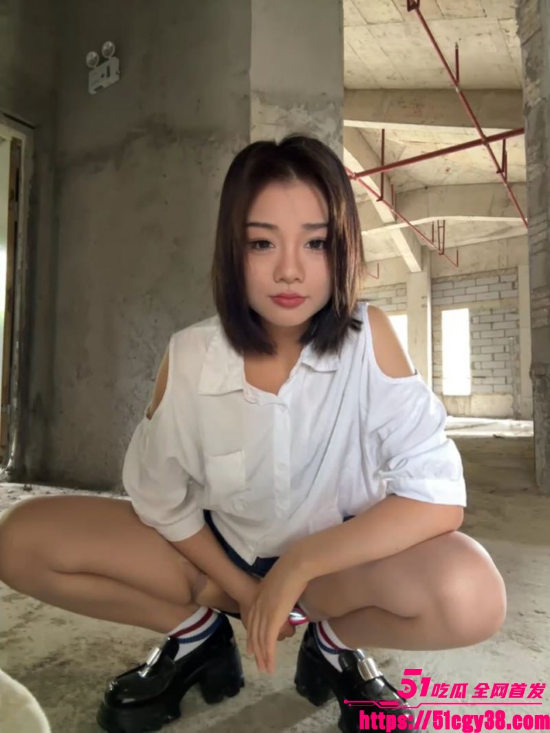 极品高颜美女AsiaMelody工地自慰 4