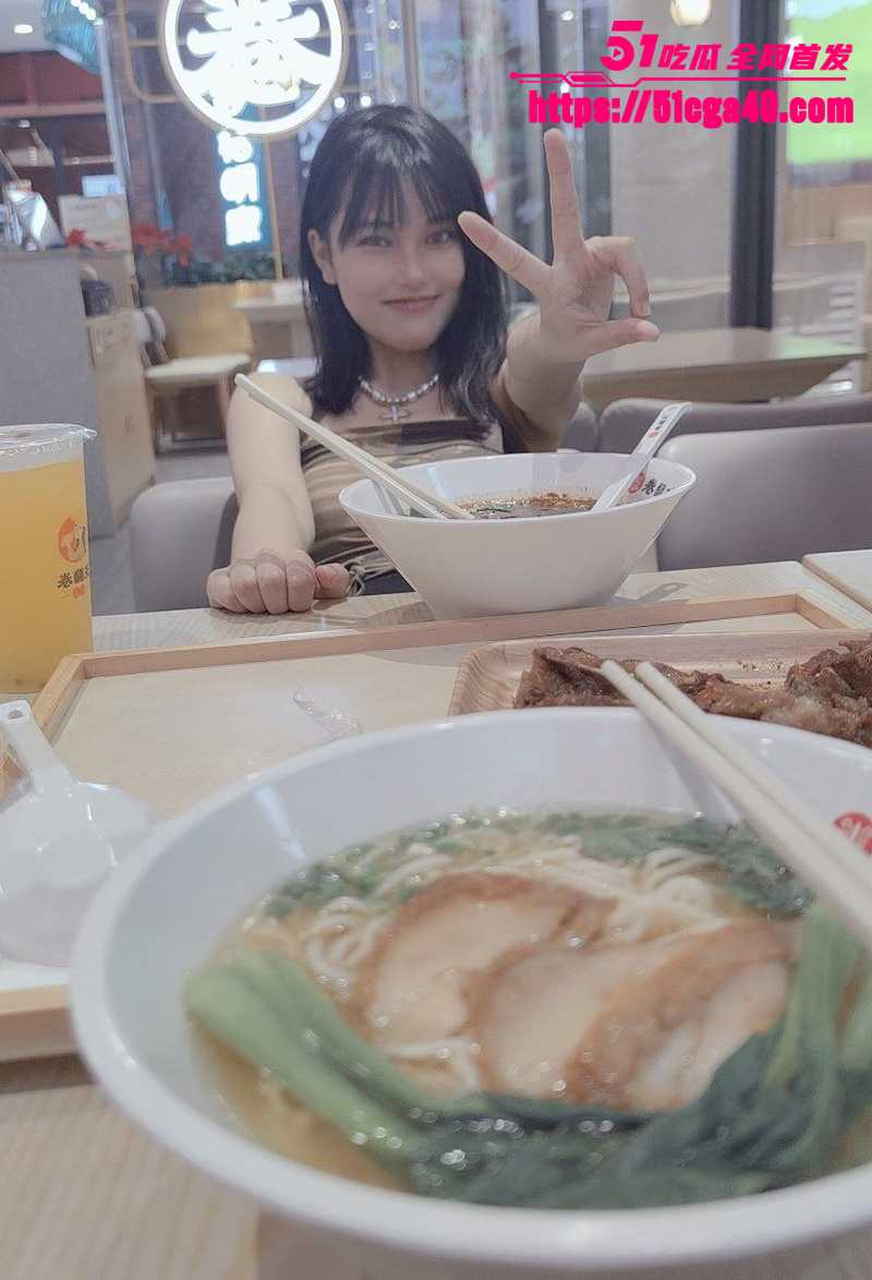 大学姐妹花反差精神小妹调教视频流出2拷贝