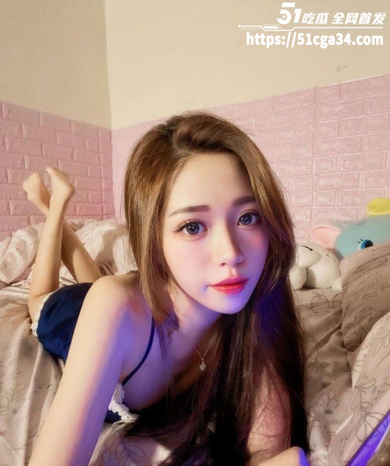 清纯大眼正妹 陈静妍 偷拍露脸视频泄密 超强深喉口技 被前男友爆操淫叫连连 嫩穴不断流出蜜水！