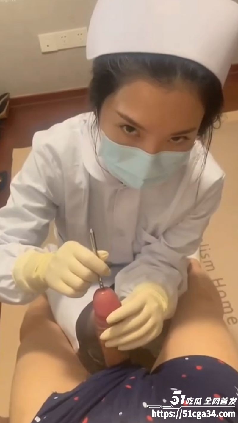 护士小姐姐钢针插龟头套弄玩法曝光 4