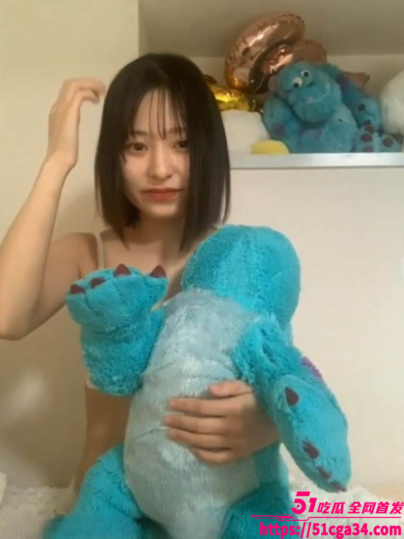 日本清纯系少女zoom45分钟视频裸聊 3