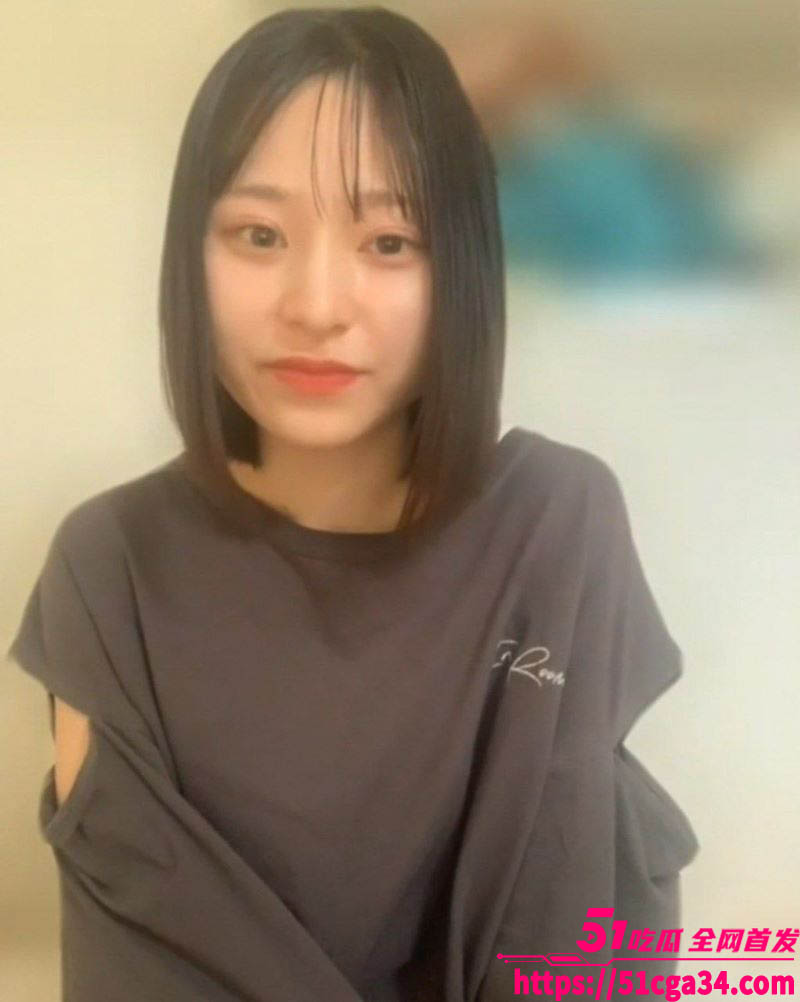 日本清纯系少女zoom45分钟视频裸聊 2