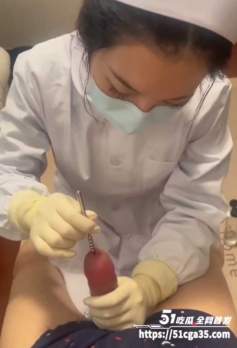 小护士尿到责SM调教视频 4 拷贝