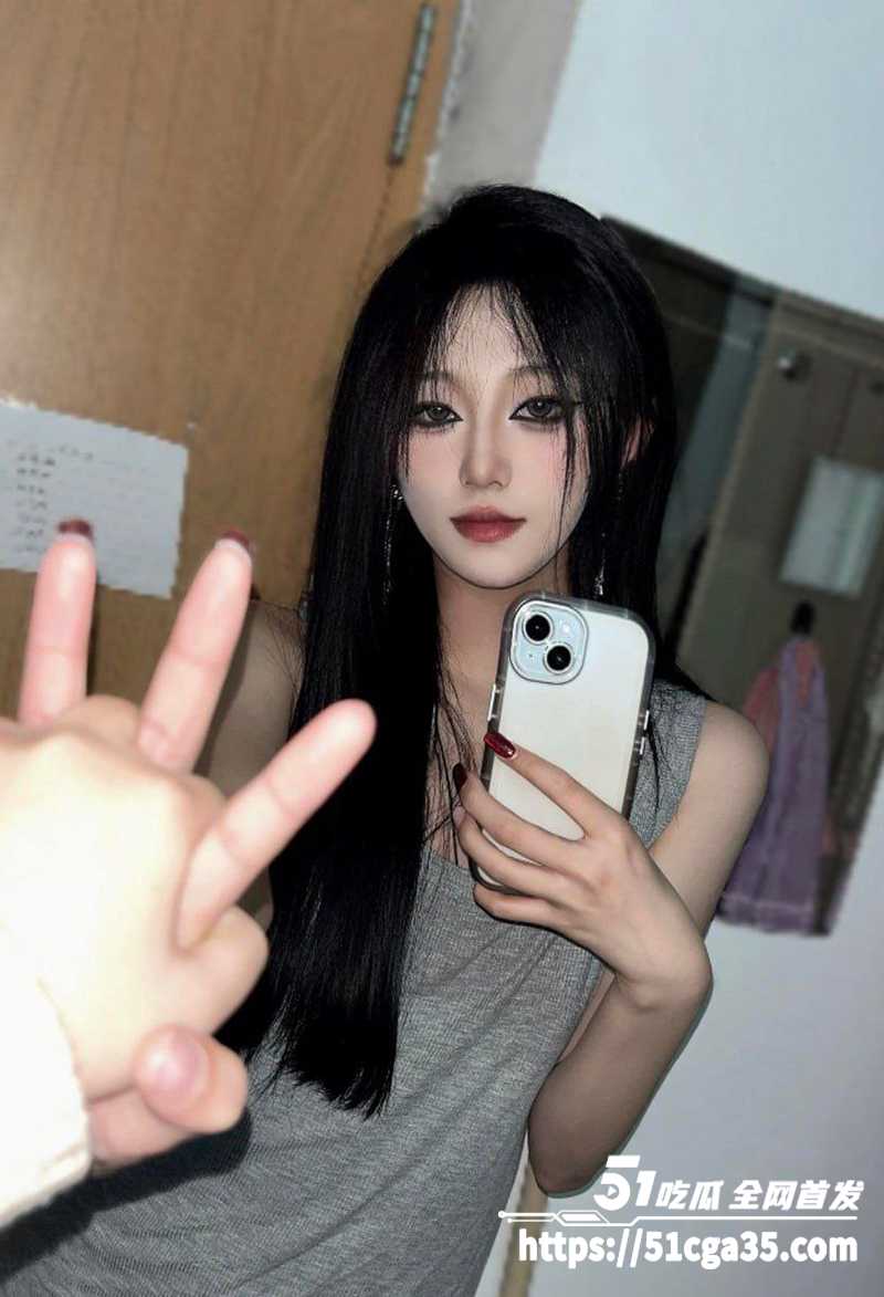 内蒙古民族大学文学与新闻传播学院王艺璇反差大学生裸贷曝光7拷贝