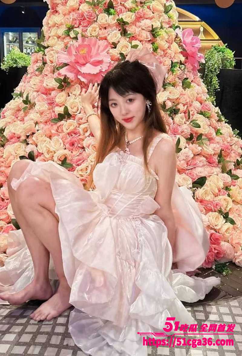 上海极品白领周佳怡不雅视频曝光 2 拷贝