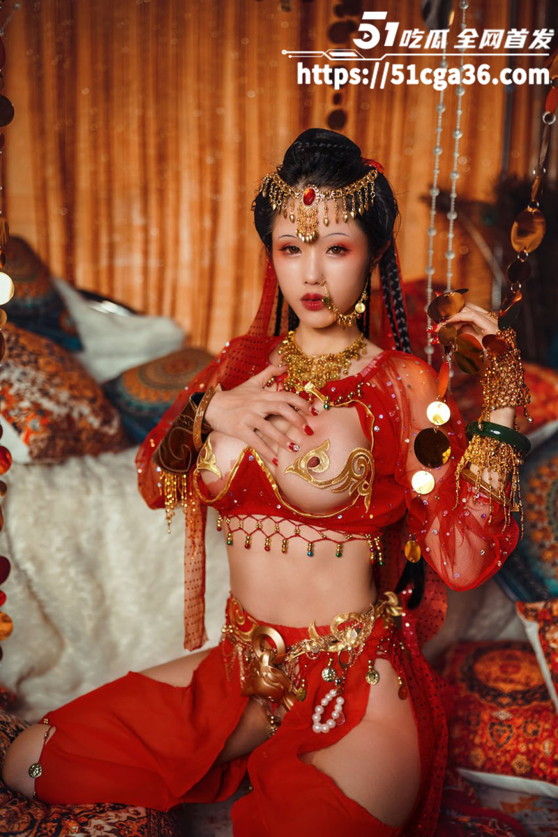 极品福利姬 TiTi 大尺度视频流出 红色纱衣包裹白嫩胴体 镜头前搔首弄姿 眼神迷离十分勾人！