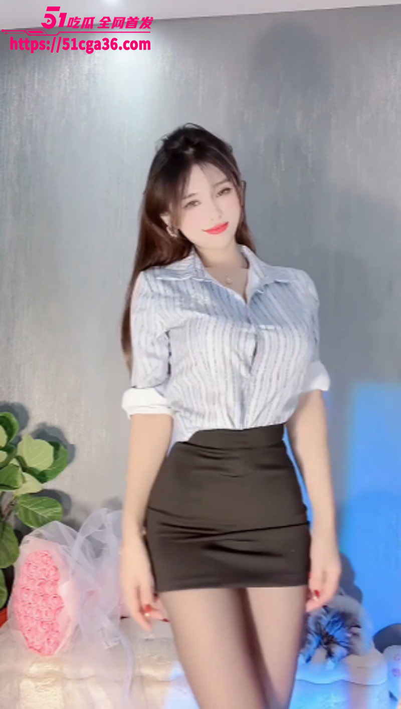 快手擦边女神晴洁定制自慰福利02