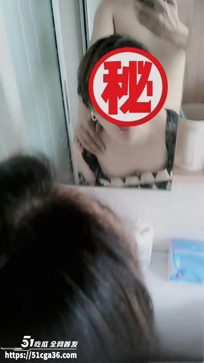 乱伦大神英勇小钢炮洗手间暴操大嫂06