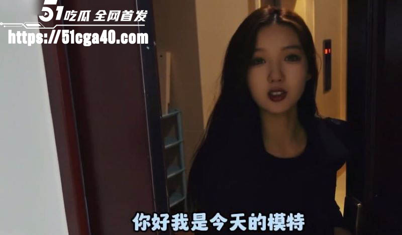 树屋轻调 SM调教母狗模特 超高颜值被强制捆绑自慰调教 魔鬼身材搭配开档黑丝袜！