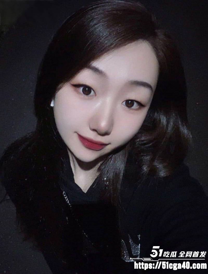 江西南昌留学生李馨竹露脸口交视频02