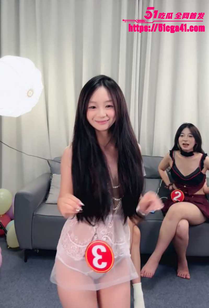 M8女团情趣内衣大尺度团破视频曝光 5 拷贝