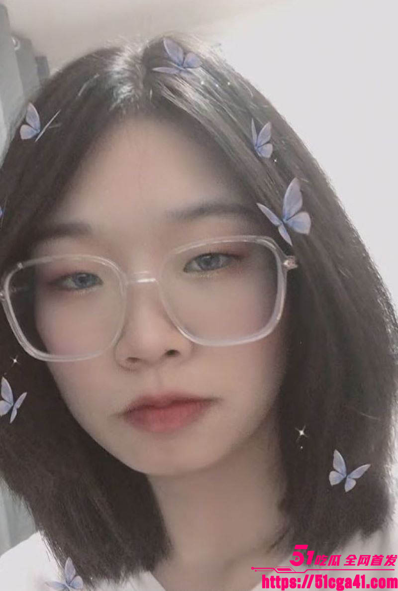 鹰潭眼镜妹孙萌洗澡视频泄露 2