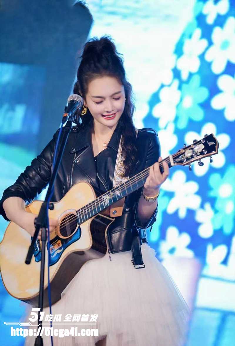 商界女神徐晓佳不雅视频曝光 3 拷贝