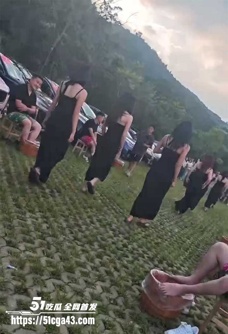凯迪拉克车友聚会技师模特齐聚裸舞大玩足疗开淫趴视频曝光7拷贝