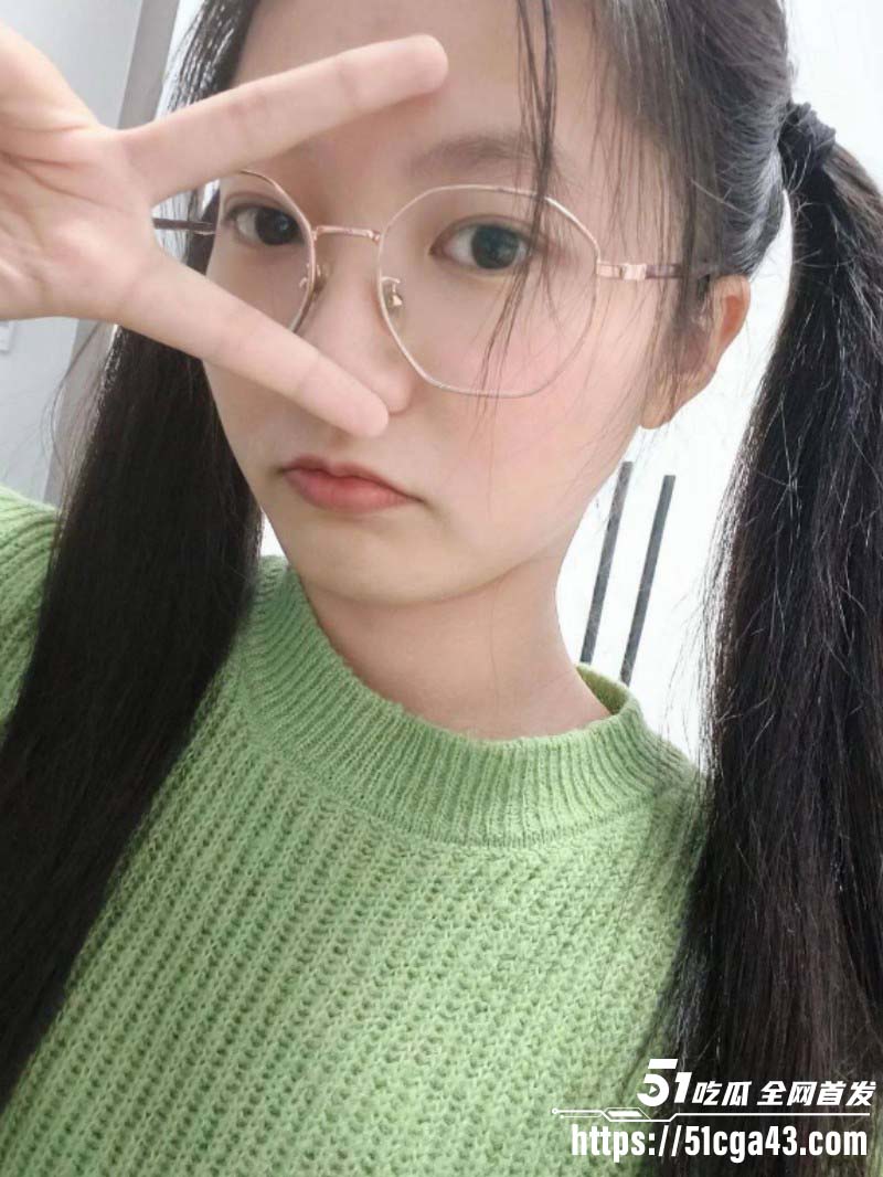 河南南阳理工学院杨梦格约炮富二代02