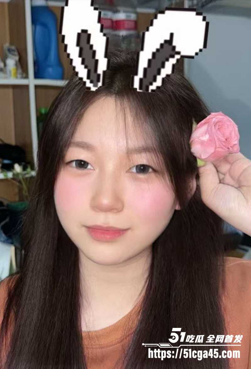 郑州经贸学院美女校花王欣玥裸聊视频曝光2拷贝