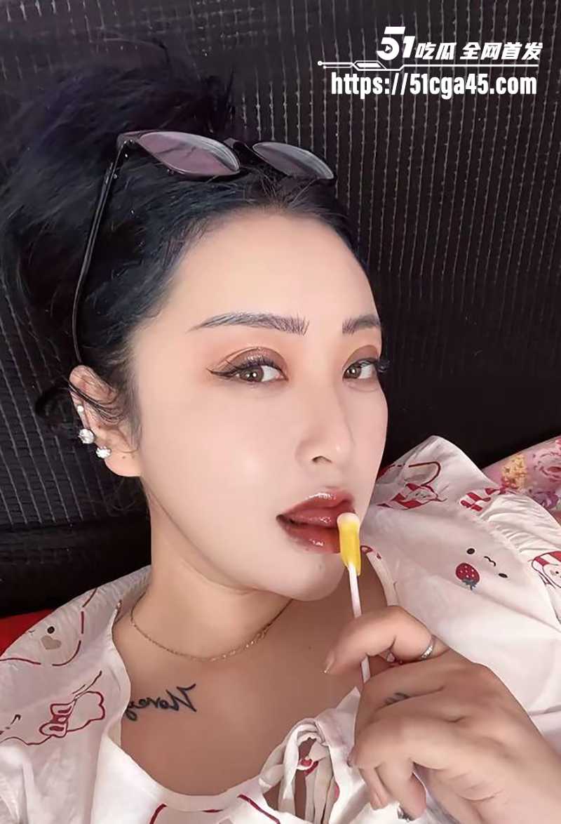 抖音熟女宝妈烈焰女王付费私拍福利视频合集曝光3拷贝