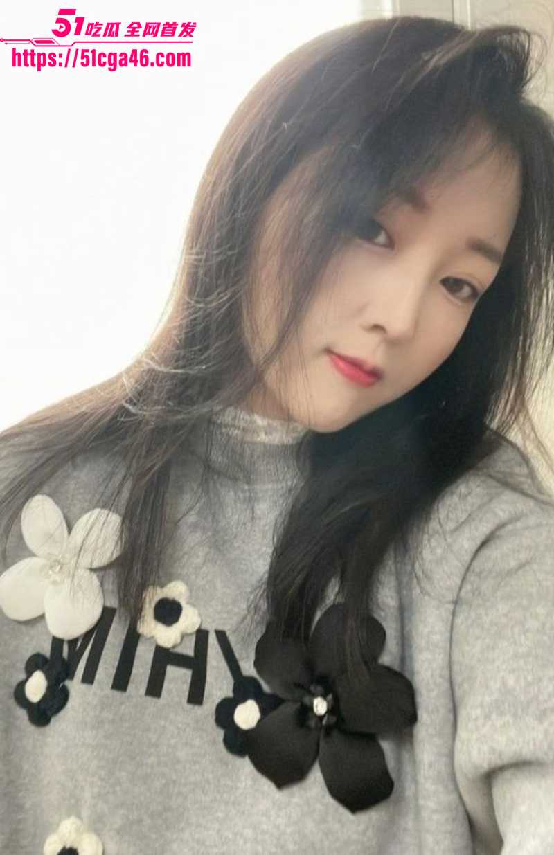 长沙师范大学 高颜值性感学姐 约炮视频流出 女上位骑乘疯狂榨精 白嫩巨乳惊爆眼球！