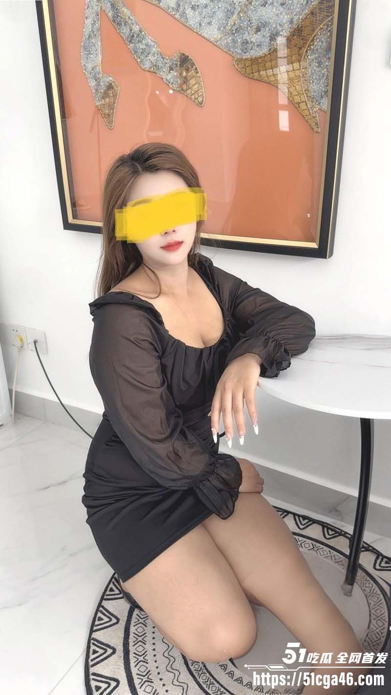 乱伦大神 奶子即正义 醉酒后当老婆的面 无套内射超美小姨子 浓精灌满多汁淫穴！