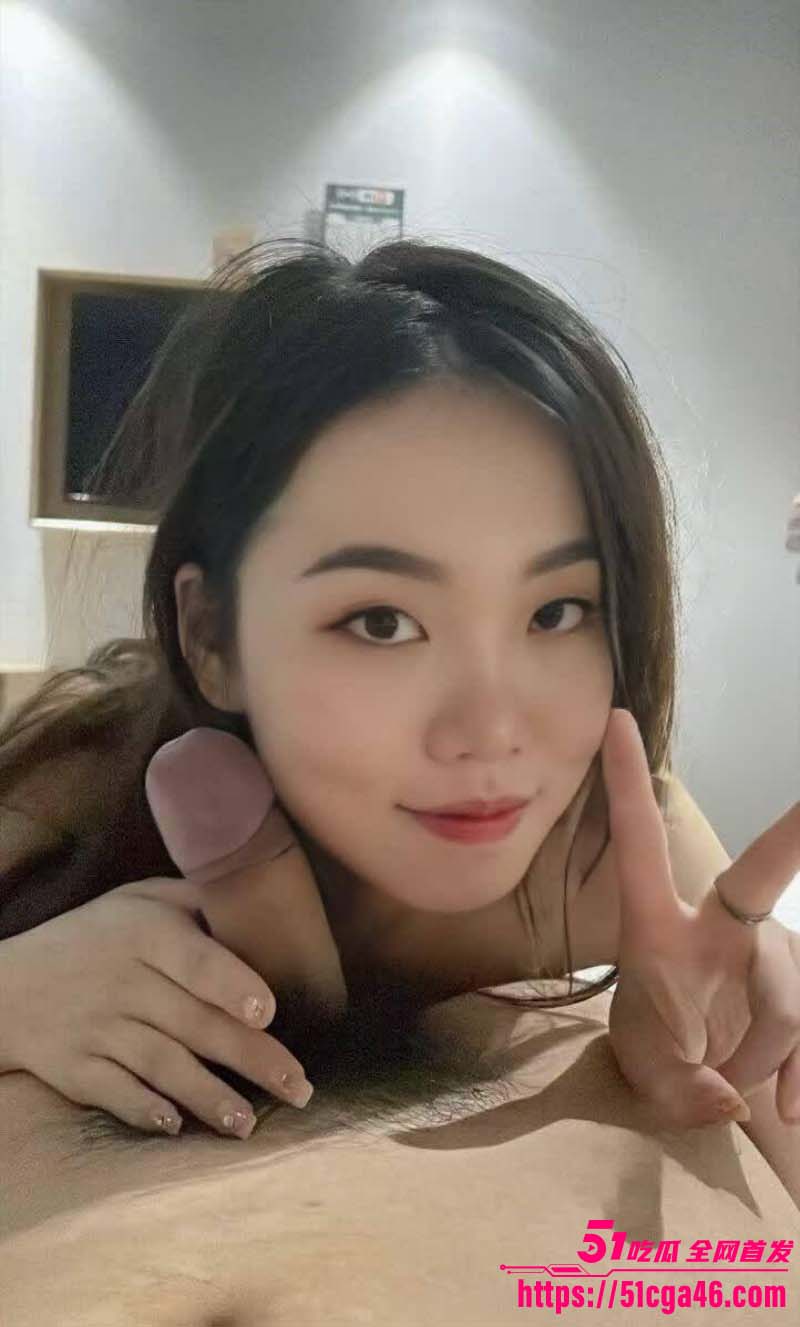 北京昌平少妇孙晔子电梯口露出08
