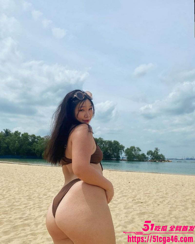 超骚微胖巨乳美女 自拍揉奶和自慰视频泄密 6