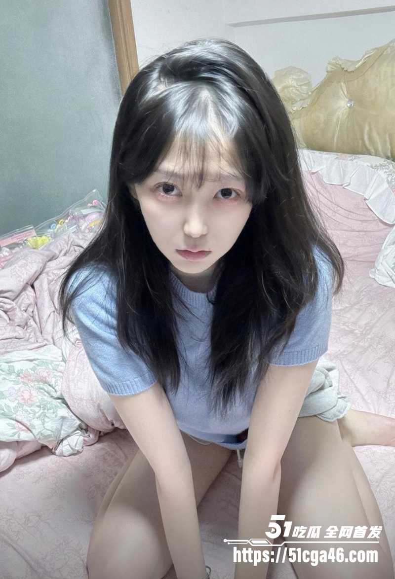 清纯网红女神 晗小宅 不雅视频流出 绝色美女私下超浪 情趣内衣秀奶露穴 被炮友花式无套猛操！