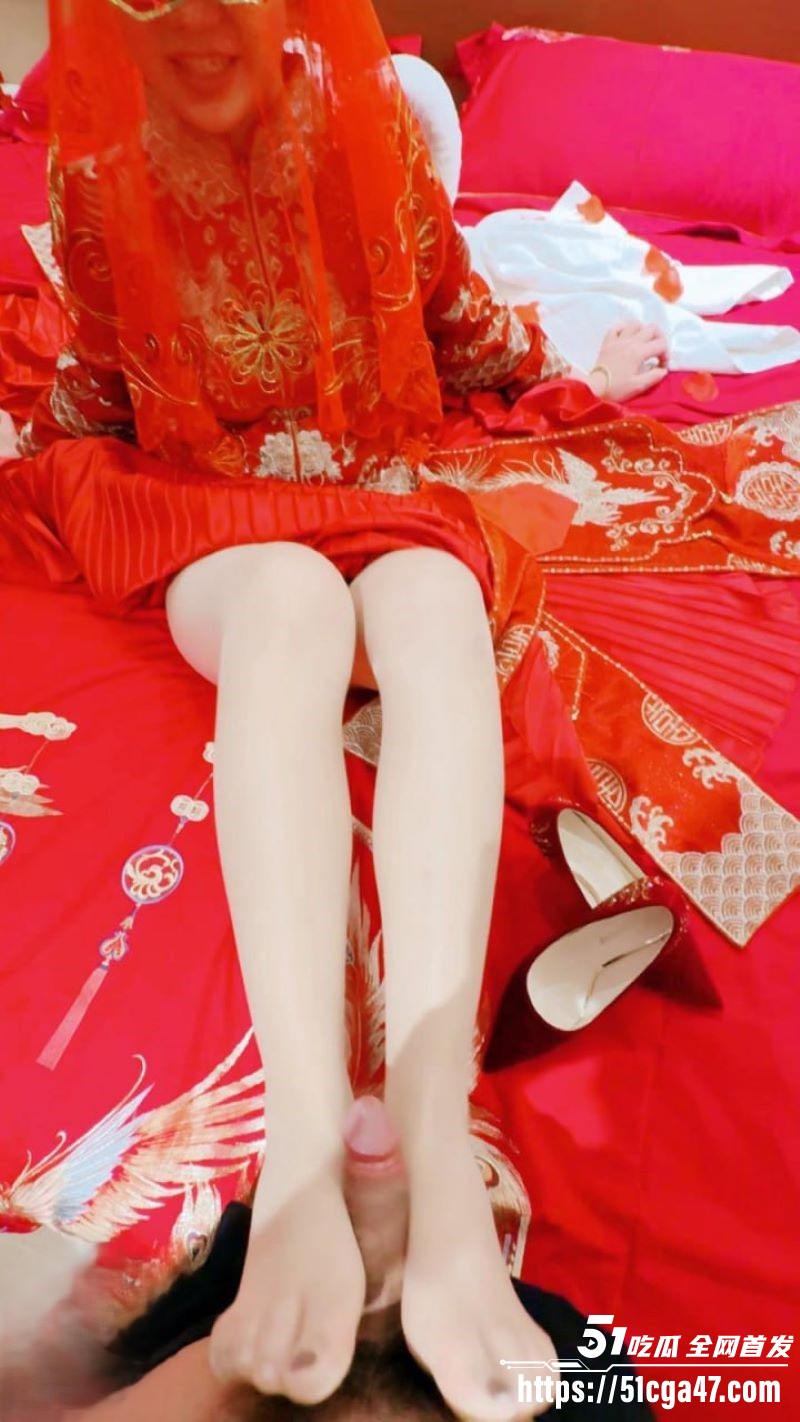 海角乱伦大神会喷水的亲姐姐新作 16