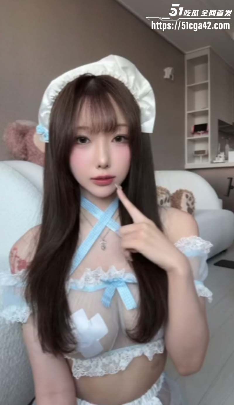 韩国神颜网黄女神 lovechuu 8月最新福利 跳蛋自慰爽到吐舌翻白眼 堪称最美财阀肉便器！