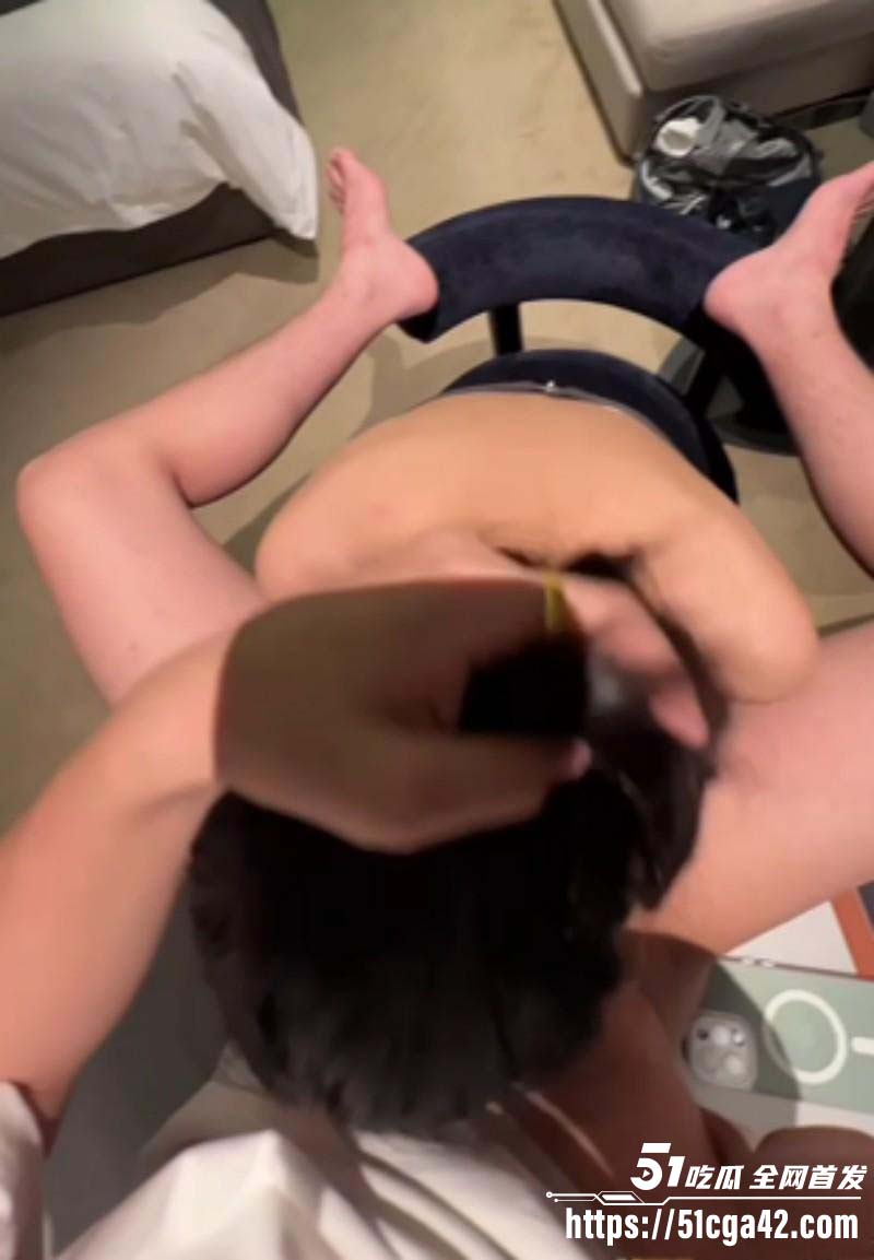 广西南宁网瘾少女辛珂乐奔现网友被内射06