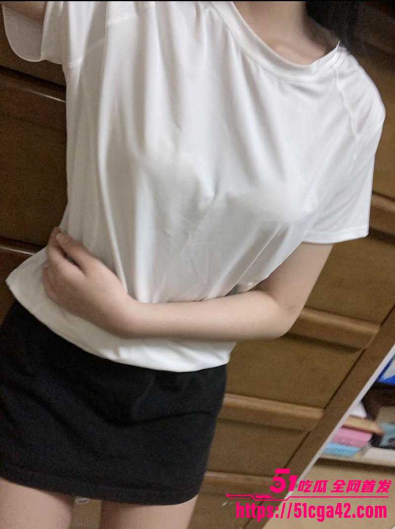 15舞蹈学院的清纯女大学生1