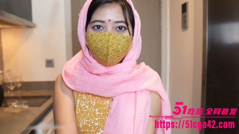 印度警察因屁股大竟手铐德西少女 巨乳肥臀尽显异域风情 后入式猛烈抽插 诱惑十足！