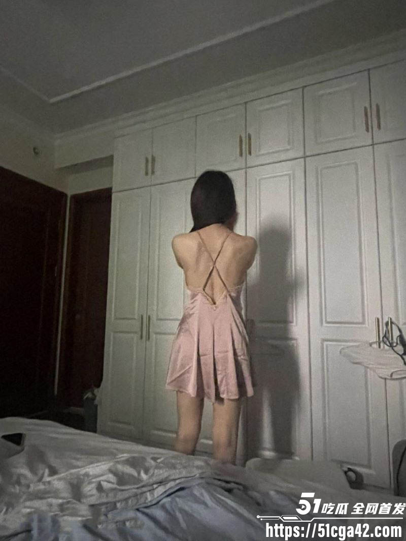 广西南宁良庆清纯大学生李一凡性爱泄密 5