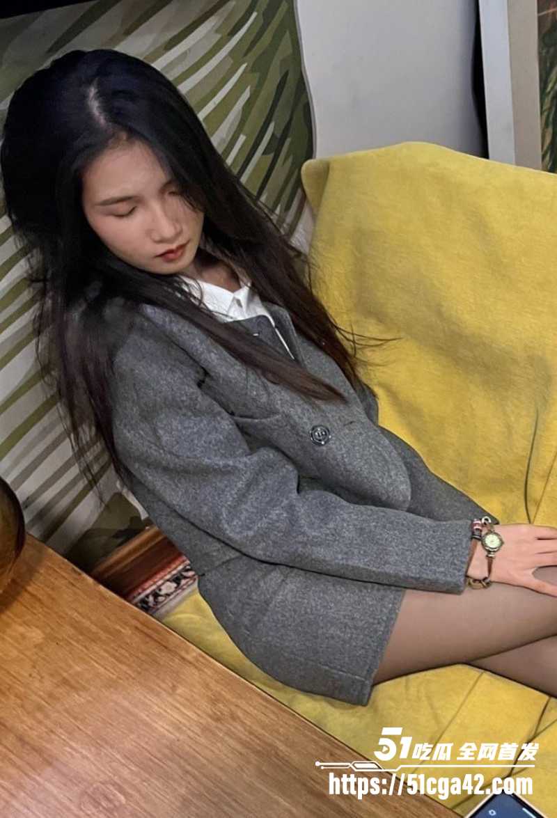 高颜值清纯舞蹈生调教视频流出 3 拷贝