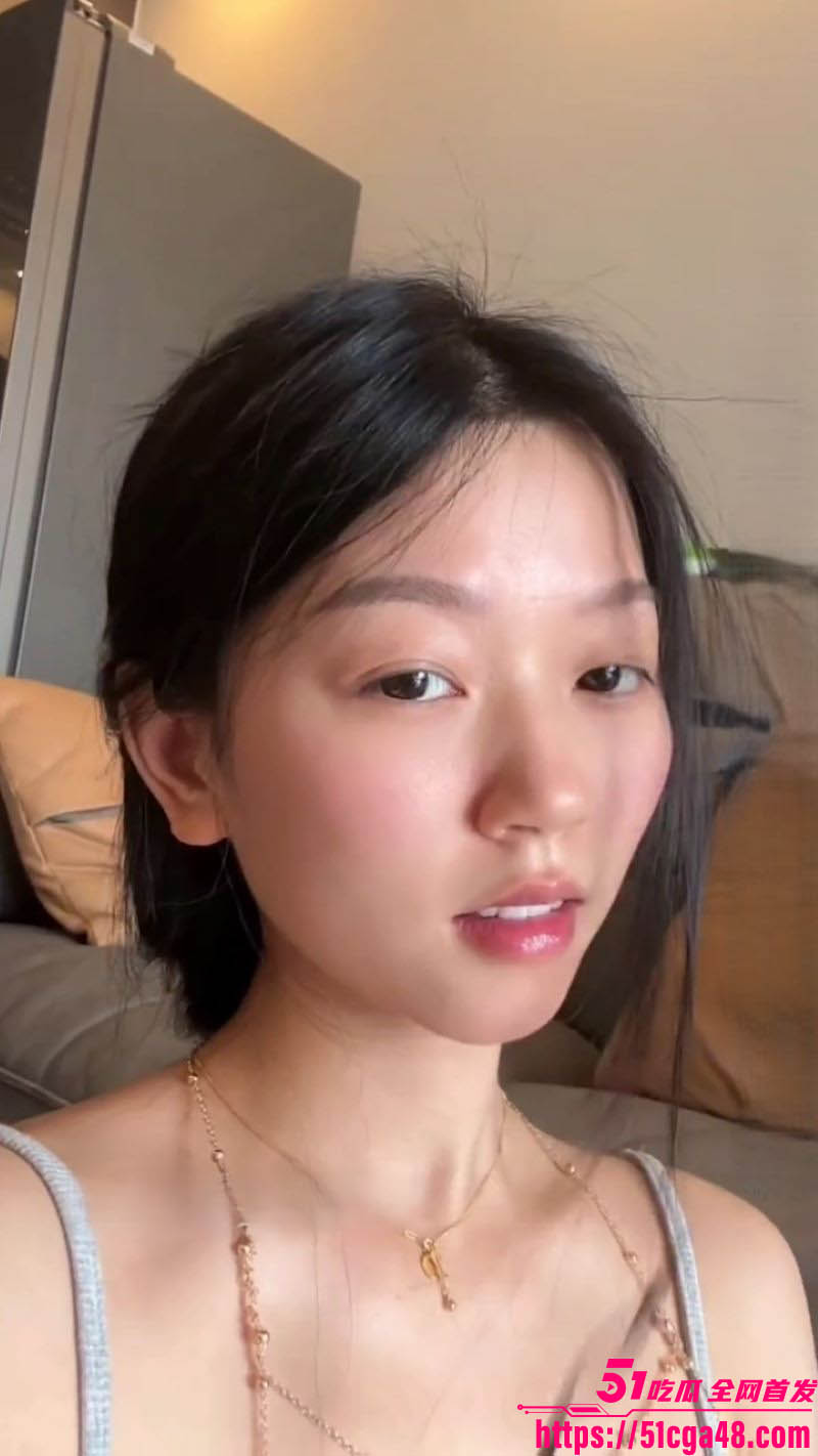 剪辑大神 绿猫 最新作品 绿帽男友梦想成真 女友被调教轮奸 全程配字幕代入感极强！