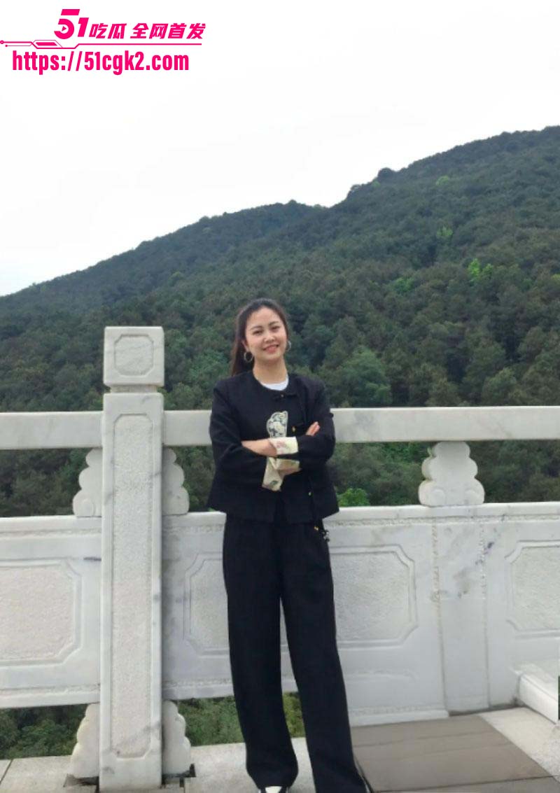 乱伦大神 王红妈妈 儿子精虫上脑 再次背着老爸调教亲妈 亲自给爸爸戴上了绿帽！